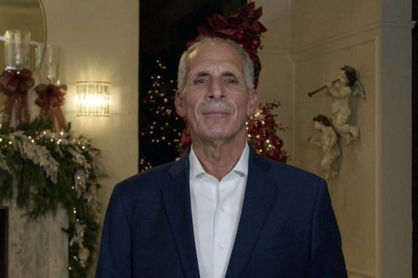 Nasry Asfura imao je manje od jedan posto prednosti u glasovima pred Nasrallom