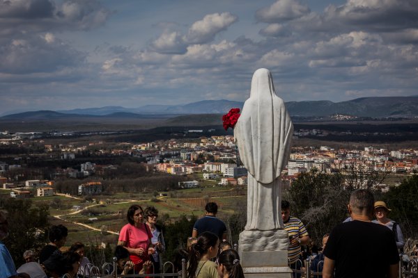 Tisuće vjernika čeka Novu u Međugorju: Ovo je plan i program