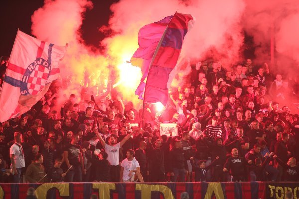 Evo koliko su do sada Hajduk i Dinamo platili zbog divljanja svojih navijača