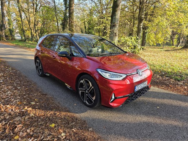 Vozili smo VW ID.3 PA GTX: Vrlo agilan električni sportski hatchback s 210 kW i baterijom od 79 kWh