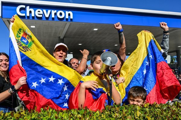 Venezuela smanjila proizvodnju nafte, bareli stoje u skladištima