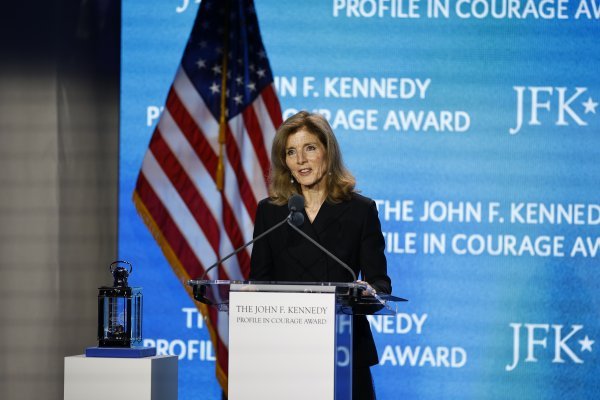 'Povijest se ponavlja': Caroline Kennedy u suzama ispratila voljenu kćer Tatianu