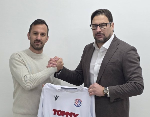 Mijo Caktaš predstavljen u novom klubu u Hrvatskoj