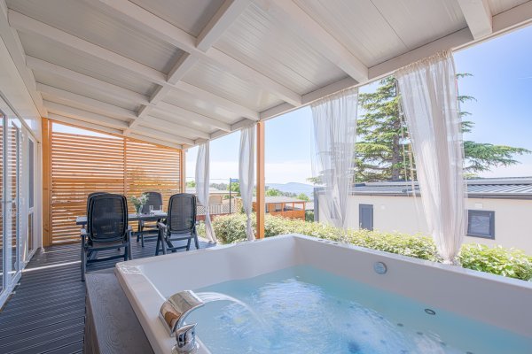 Elements Camping Selce