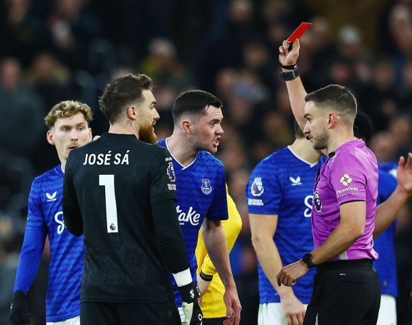 Može li bizarnije? Pogledajte što je napravio, pa zaradio crveni karton