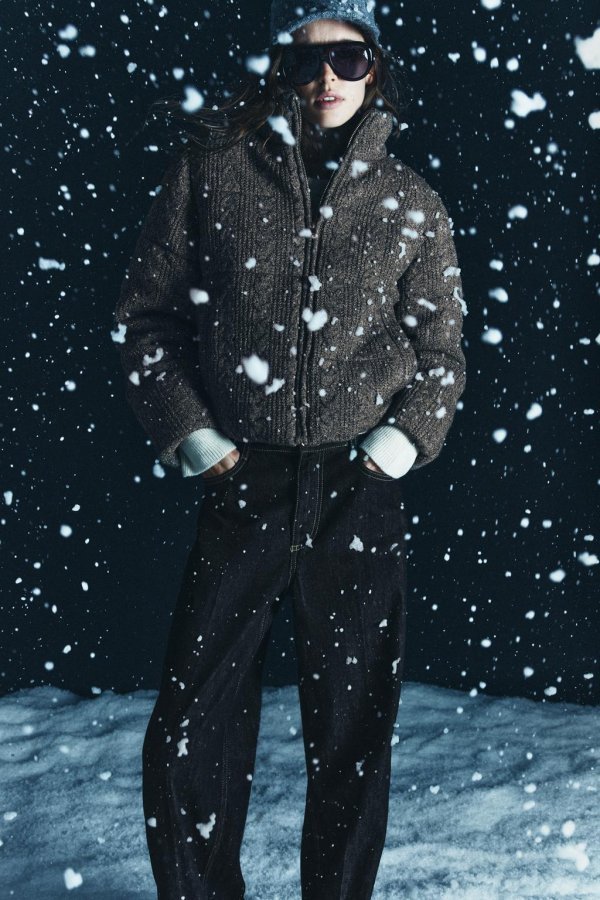 Zara prošivena bomber jakna