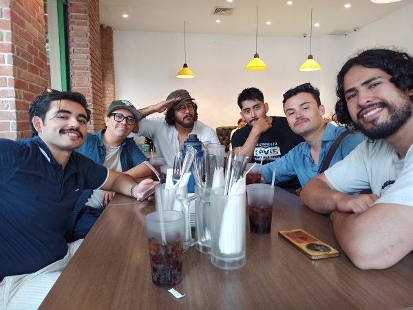 Mariano, Hugo, Diego, Guillermo, Julio i Rafa