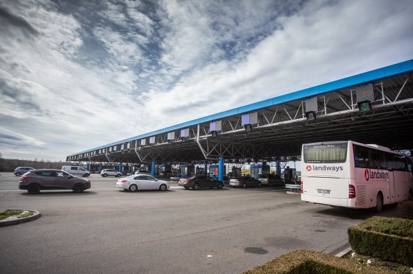 Policija češljala autobuse na granici: Naplaćeno više od 100.000 eura kazni
