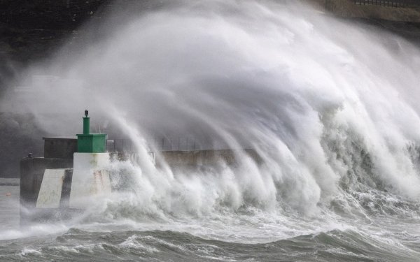 Oluja Goretti hara Francuskom i Velikom Britanijom