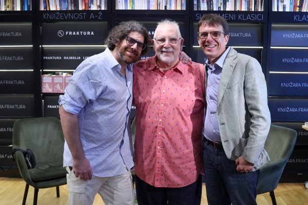 Seid Serdarević s Jorgeom i Demiánom Bucayem prilikom njihova gostovanja u Zagrebu u svibnju 2023.