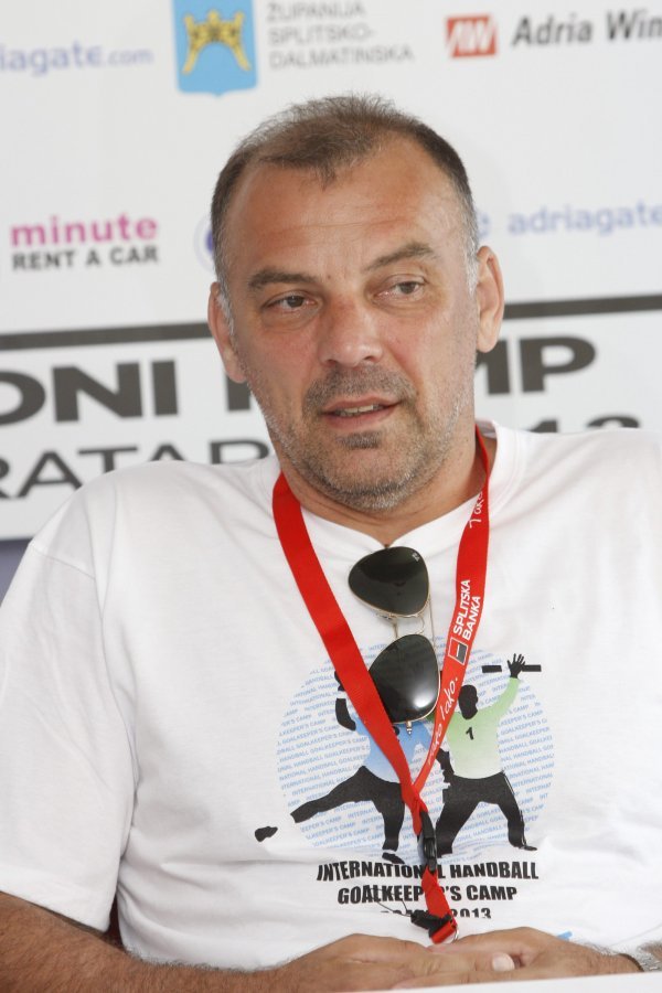 Rukometaši danas znatno bolje zarađuju, uspoređuje Bašić