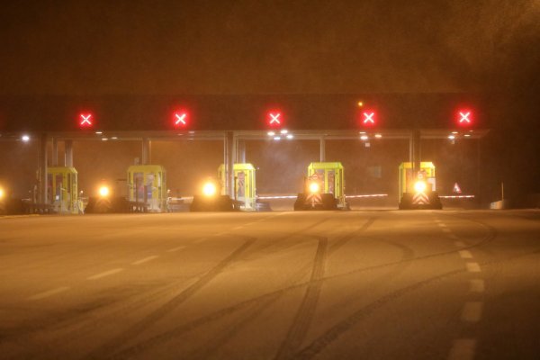 Požar u tunelu na autocesti Zagreb – Macelj: Zapalio se auto, prekinut promet u oba smjera