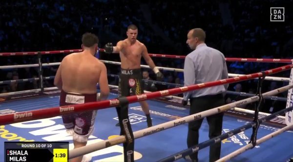 Boksački fanovi poludjeli zbog suca nakon borbe Hrvata: 'Zabranite mu ovaj posao'