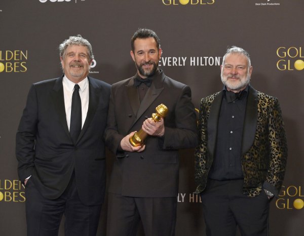 John Wells, R. Scott Gemmill i Noah Wyle iz serije 'The Pitt'