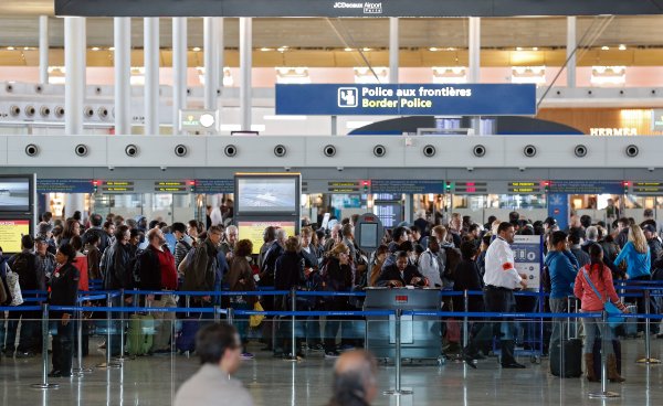 Kaos u zračnim lukama zbog novog režima na granicama: Čeka se i do tri sata