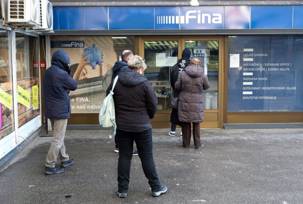 Fina dobro zaradila na prodaji: Nove kupce našlo 1510 predmeta, ima i nekretnina