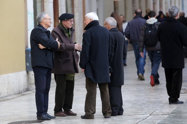 Dobra vijest za starije od 70: Tisućama stiže veća mirovina