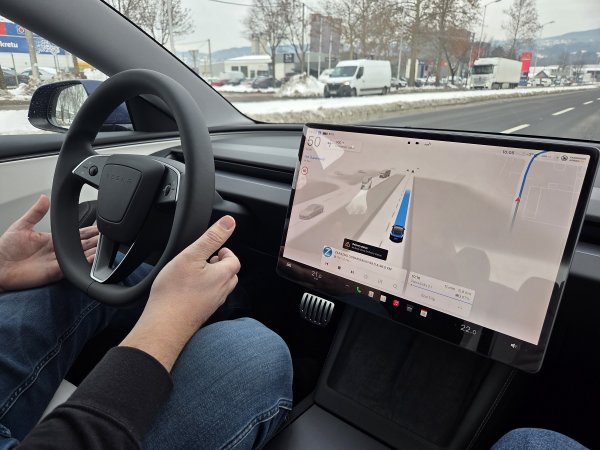 Isprobali smo Tesla Full Self-Driving (s nadzorom) sustav u Zagrebu