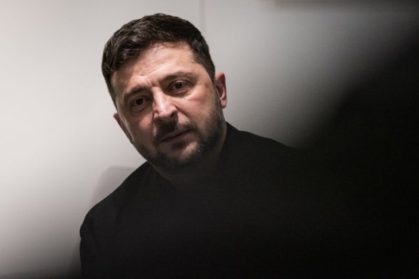 Zelenski: Ukrajinski tim putuje u SAD. Surađujemo unatoč svemu