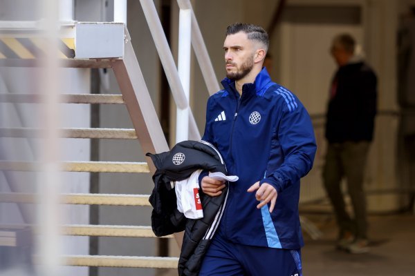 Bio je u Hajduku, Rijeci, Laziju i Hannoveru, a sad se vraća u SHNL