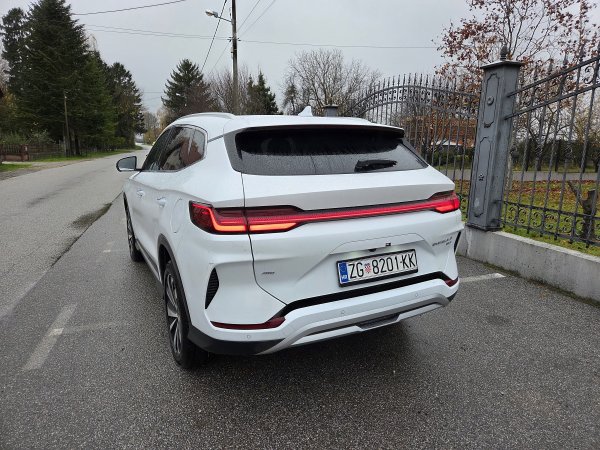 BYD Seal U DM-i Design