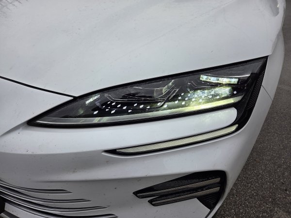 BYD Seal U DM-i Design