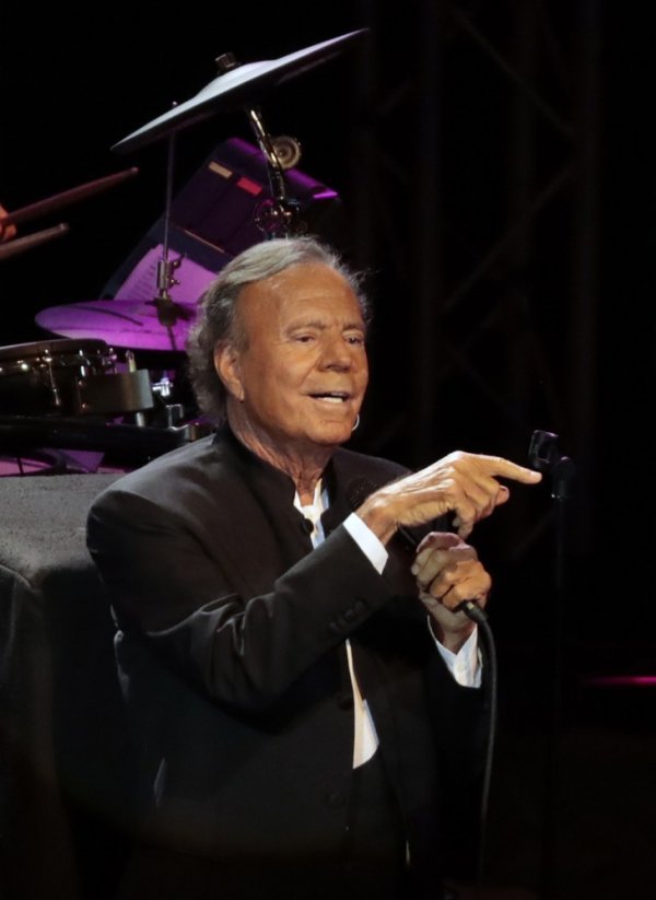U središtu skandala: Julio Iglesias odbacio optužbe za seksualno zlostavljanje