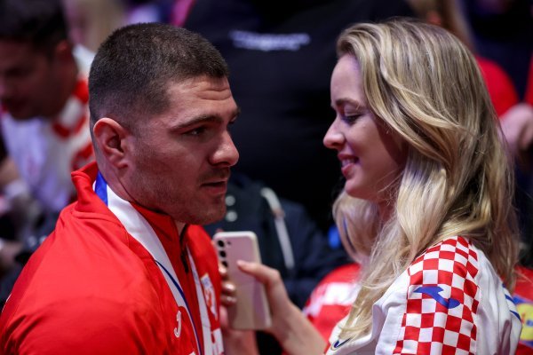 Najljepša podrška s tribina: Tko je plavokosa liječnica koja je osvojila srce našeg Marina Šipića?