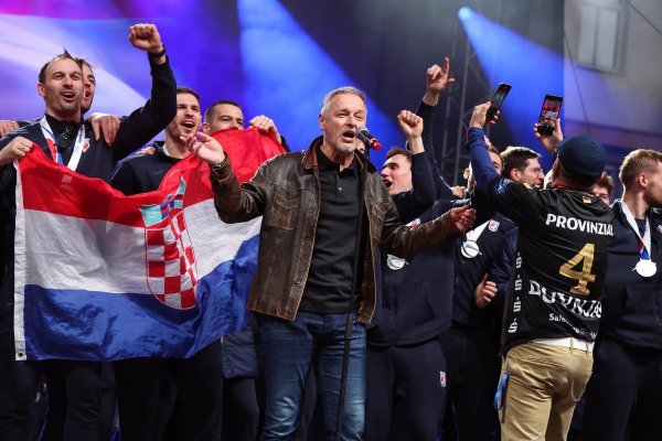 Evo što predsjednik Hrvatskog rukometnog saveza kaže o zabrani Thompsonove pjesme