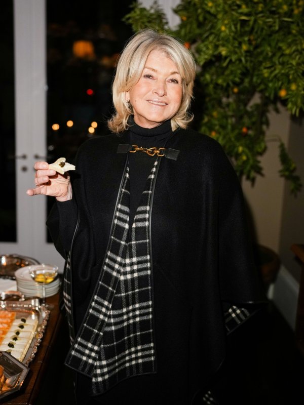 Farbate kosu, a izrast se vidi već za 10 dana: Ova suptilna promjena genijalno prikriva sijedi izrast