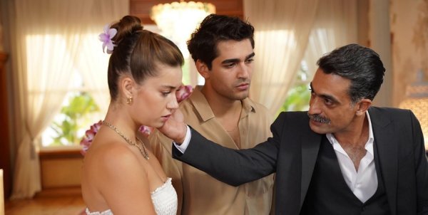 Omiljeni tandem ponovo zajedno: Sejran i Kazim iz 'Zlatnog kaveza' u novom turskom hit projektu