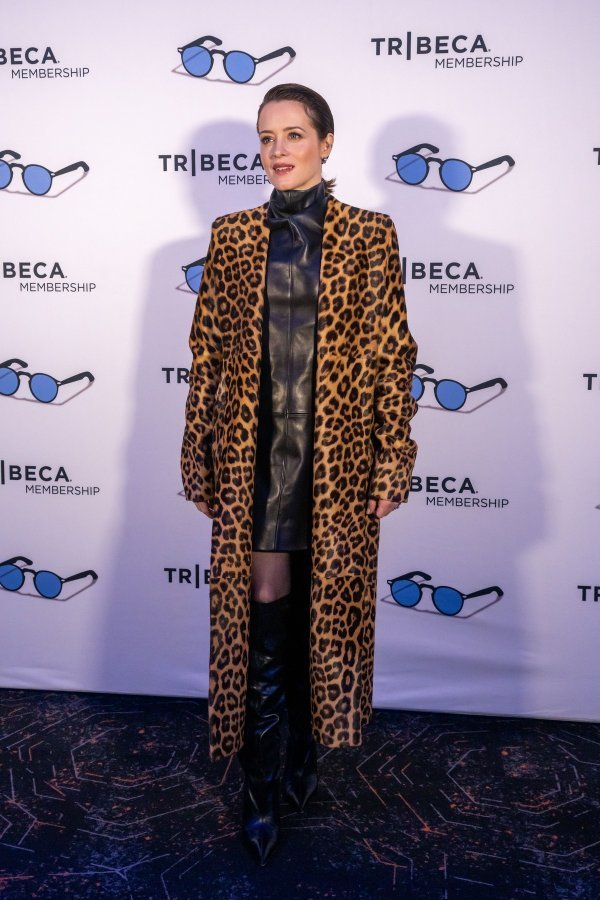 Nijedan kaput ne može se mjeriti s ovim modelom: Podiže stajlinge i pravi je modni klasik