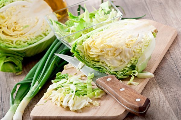 Hranjivi sastojci koje sadrži kupus pridonose zdravlju srca i mogu pomoći u regulaciji krvnog tlaka.