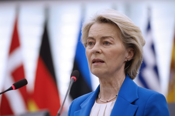 Ursula von der Leyen jedna je od glavnih Orbanovih fiksacija