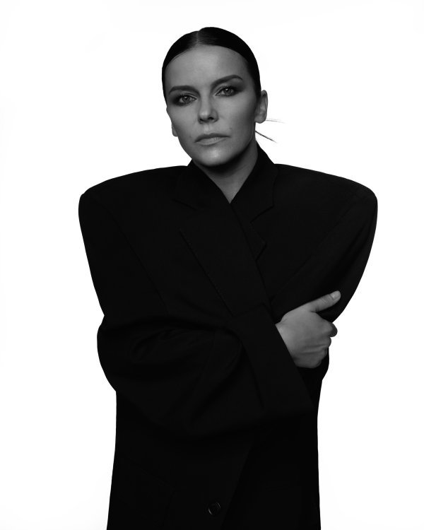 Petnaest godina bavila se isključivo i samo jazzom, snimila pet albuma i vodila posve novi život, a krenula je od nule