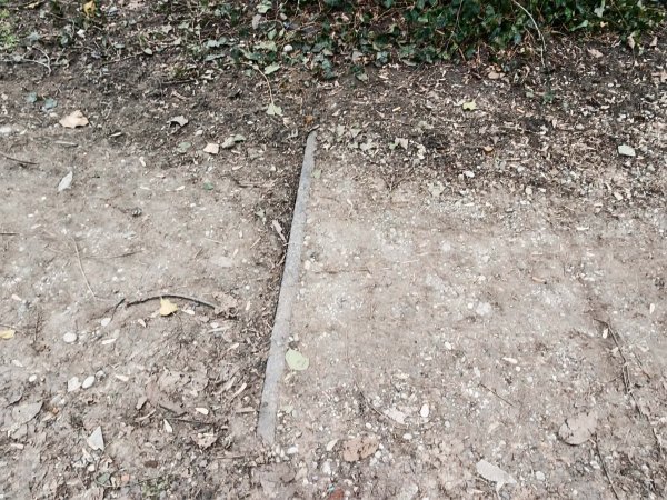 Samoborček je propao zbog nezainteresiranosti putnika. No danas je interes znatno veći, ali sada nema željeznice