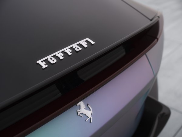 Ferrari 12Cilindri izrađen po mjeri