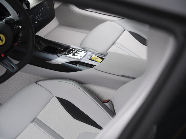 Ferrari 12Cilindri izrađen po mjeri