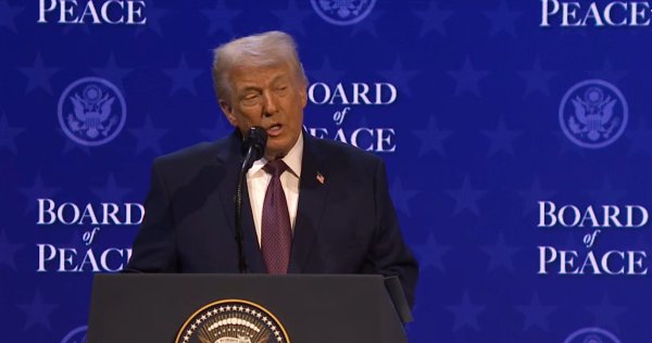 Trump se hvali zaustavljanjem ratova uoči potpisivanja povelje Odbora za mir: 'Svi žele raditi s nama'