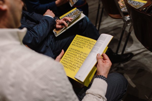 Future Tense magazin