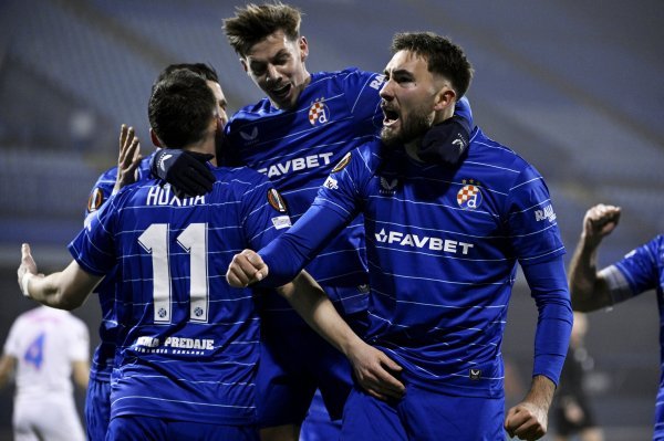 Pogledajte golove Bakrara i Belje kojima je Dinamo protiv FCSB-a poveo 2:0