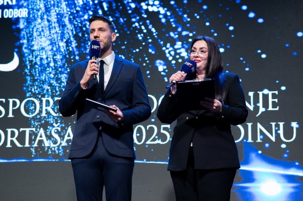 Gledate je na televiziji i slušate na radiju, ali možda ne znate koga ljubi: Osvojila je srce glazbenika