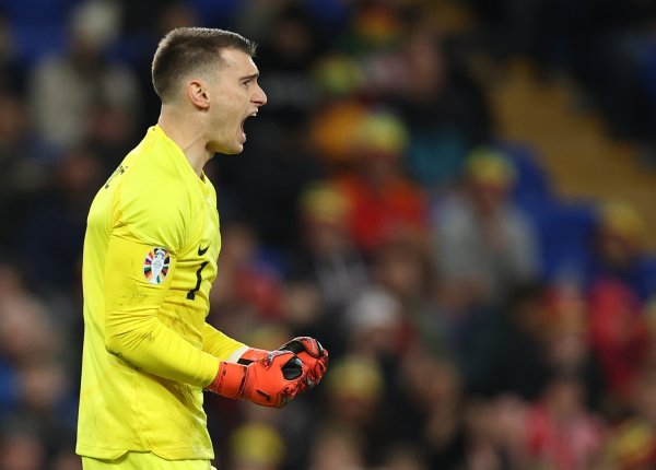 Dominik Livaković napustio Gironu, ali ovo što i dalje pišu o njemu...