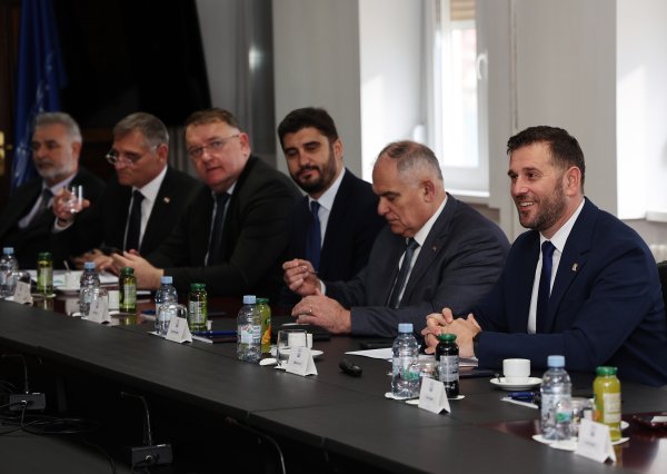 Plenković se sastao s Bobanom i gradonačelnikom Šutom