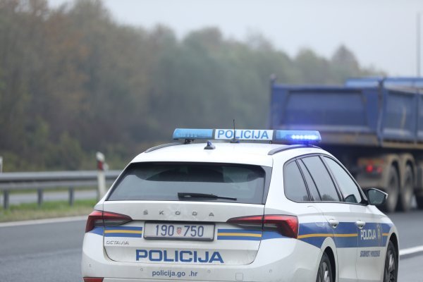 Teška prometna rano jutros: U tunelu Hrasten život izgubila jedna osoba