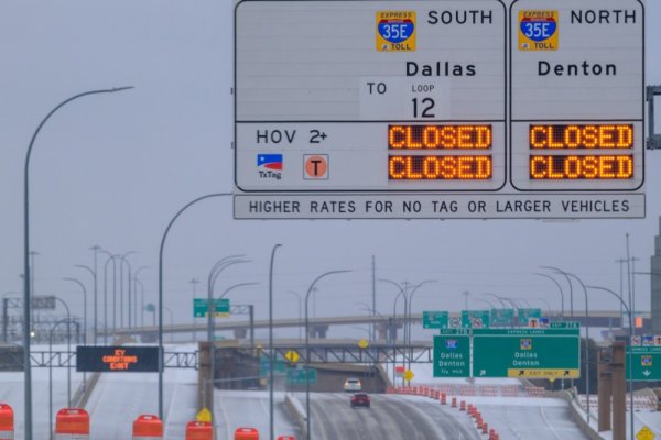 SAD cvokoće, Trump proziva 'ekološke aktiviste': 'Mogu li mi objasniti...'