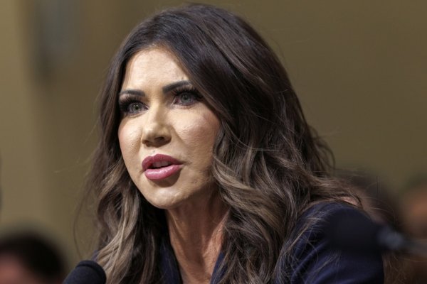 Trump smijenio ministricu domovinske sigurnosti Kristi Noem