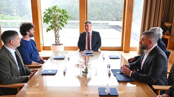 Autori filma 'Fiume o morte' kod Zorana Milanovića