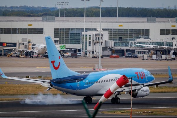 Boeing zrakoplov u Bruxellesu /ilustracija