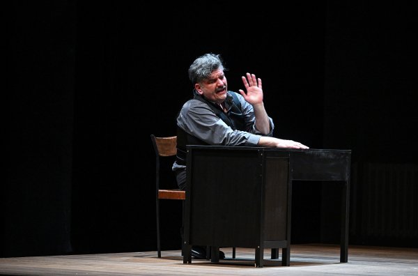 Predstava 'Samci' premijerno izvedena u Gavelli